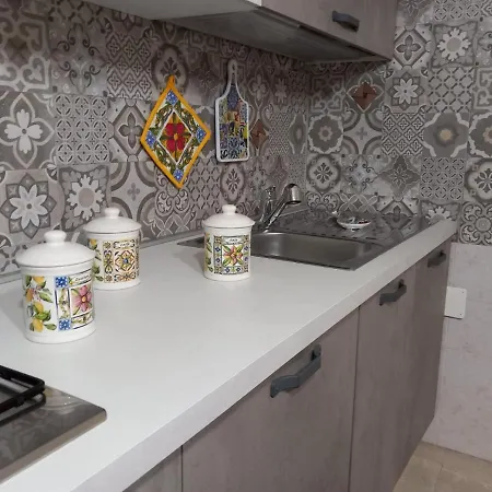 بيت للعطل Casa Vacanze La Fulgentissima Naro